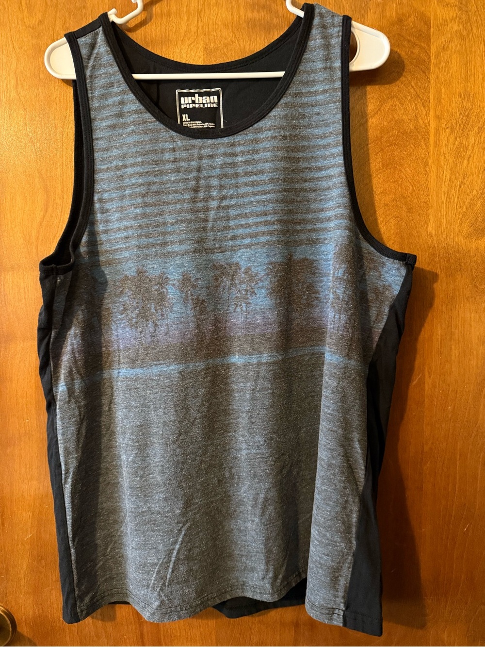 Men’s urban pipeline Gray and Black Palm-Print Tank Top